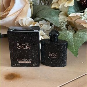 Collectible mini YSL Black Opium